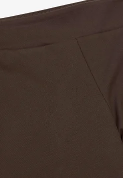 Alsidige jerseybukser med en bootcut Daria