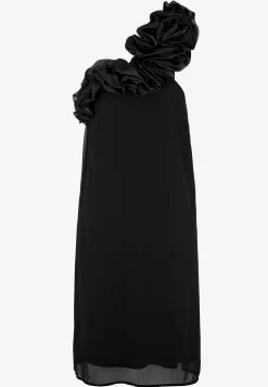 Asymmetrisk cocktailkjole med volant