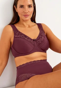 Bh med bøjler med blonde