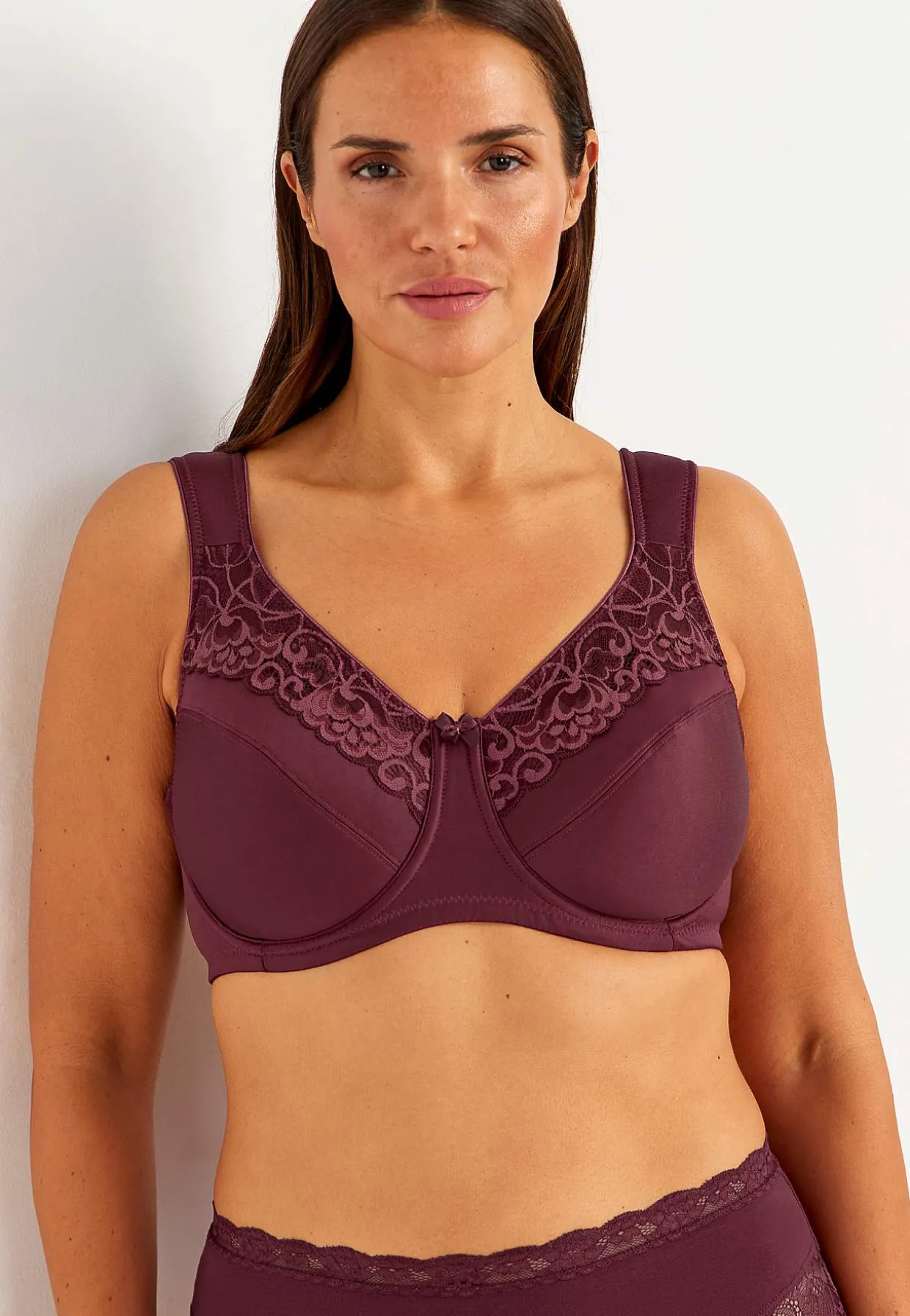 Bh med bøjler med blonde