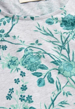 Blomstret natkjole med lange ærmer