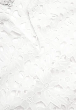 Blondebluse med et blomstermønster | Cellbes