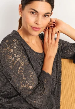 Blondetop med trompetærme | Cellbes