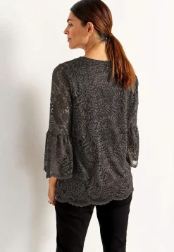 Blondetop med trompetærme | Cellbes