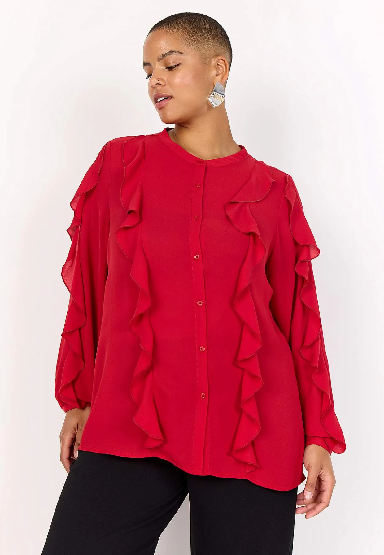 Bluse med volanter | Cellbes