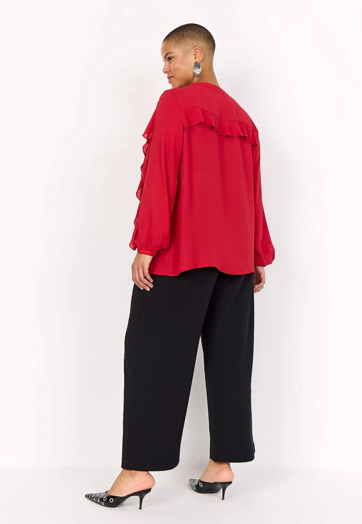 Bluse med volanter | Cellbes