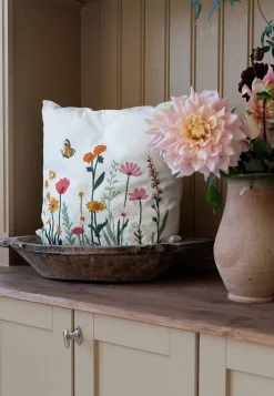 Broderet pudebetræk med blomstermønster | Cellbes