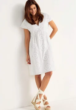 Broderie anglaise (hulbroderet) tunikakjole