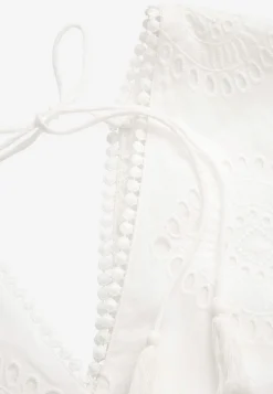 Broderie anglaise (hulbroderet) tunikakjole