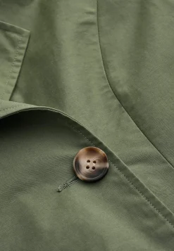 Dobbeltbrystet, kort trenchcoat | Cellbes