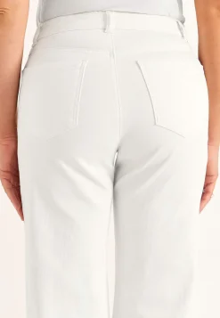 Elastiske ankeljeans