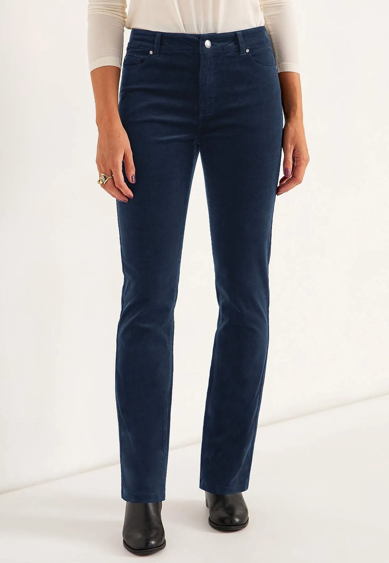 Elastiske fløjlsbukser med lige ben