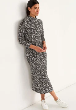 Figursyet jerseykjole