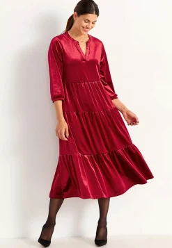 Fløjlskjole med volant