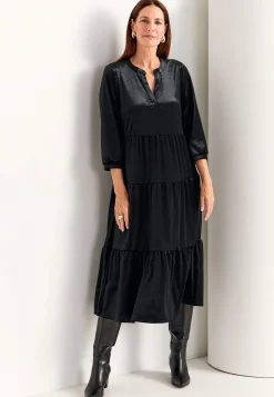 Fløjlskjole med volant