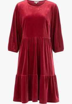 Fløjlskjole med volanter