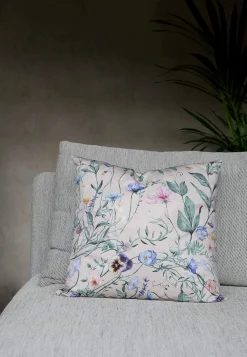 Fløjlspudebetræk med blomstermønster