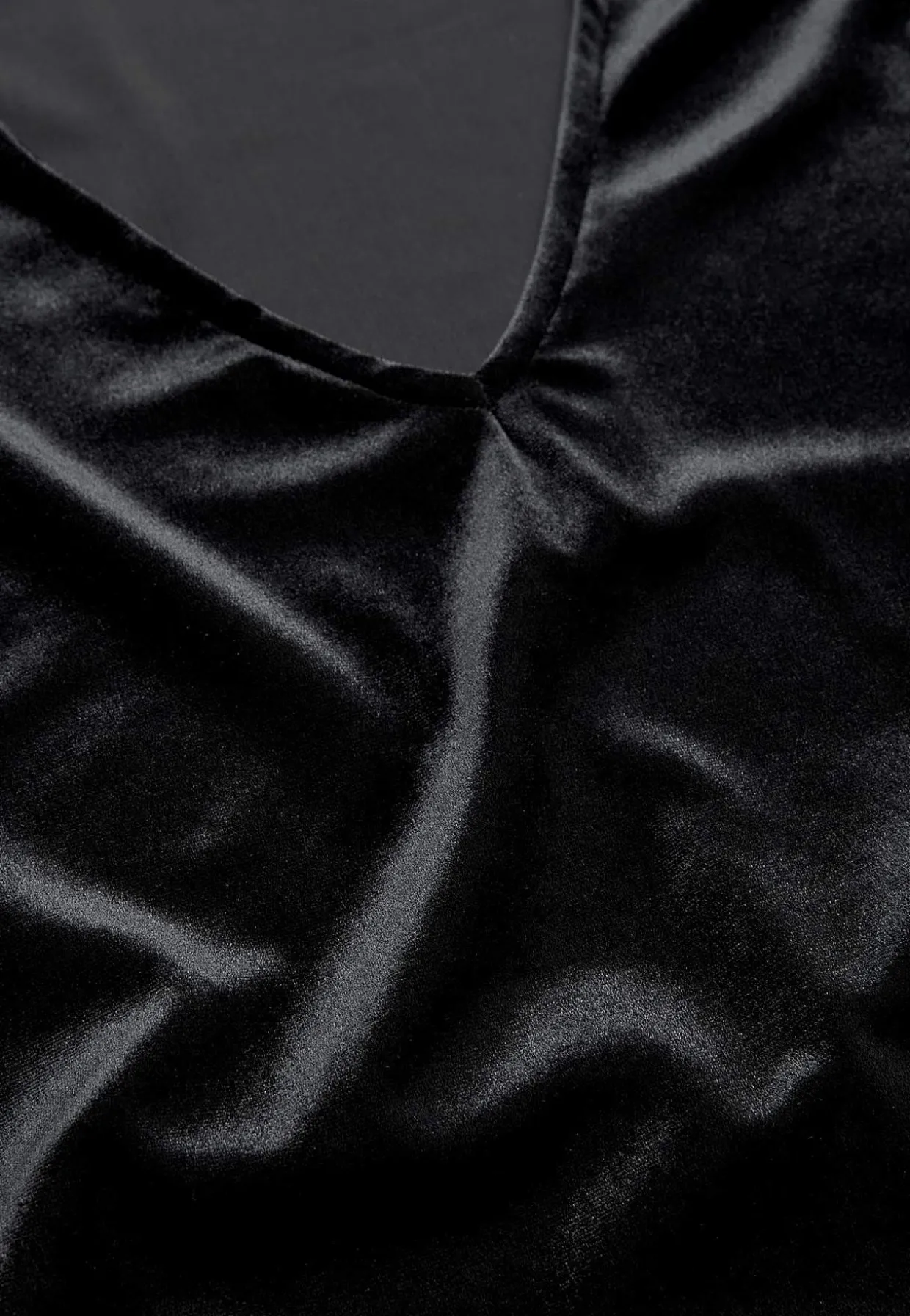 Fløjlstunika med rynket ærmedetalje