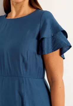 Flæsekjole med sommerfugleærmer