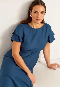 Flæsekjole med sommerfugleærmer