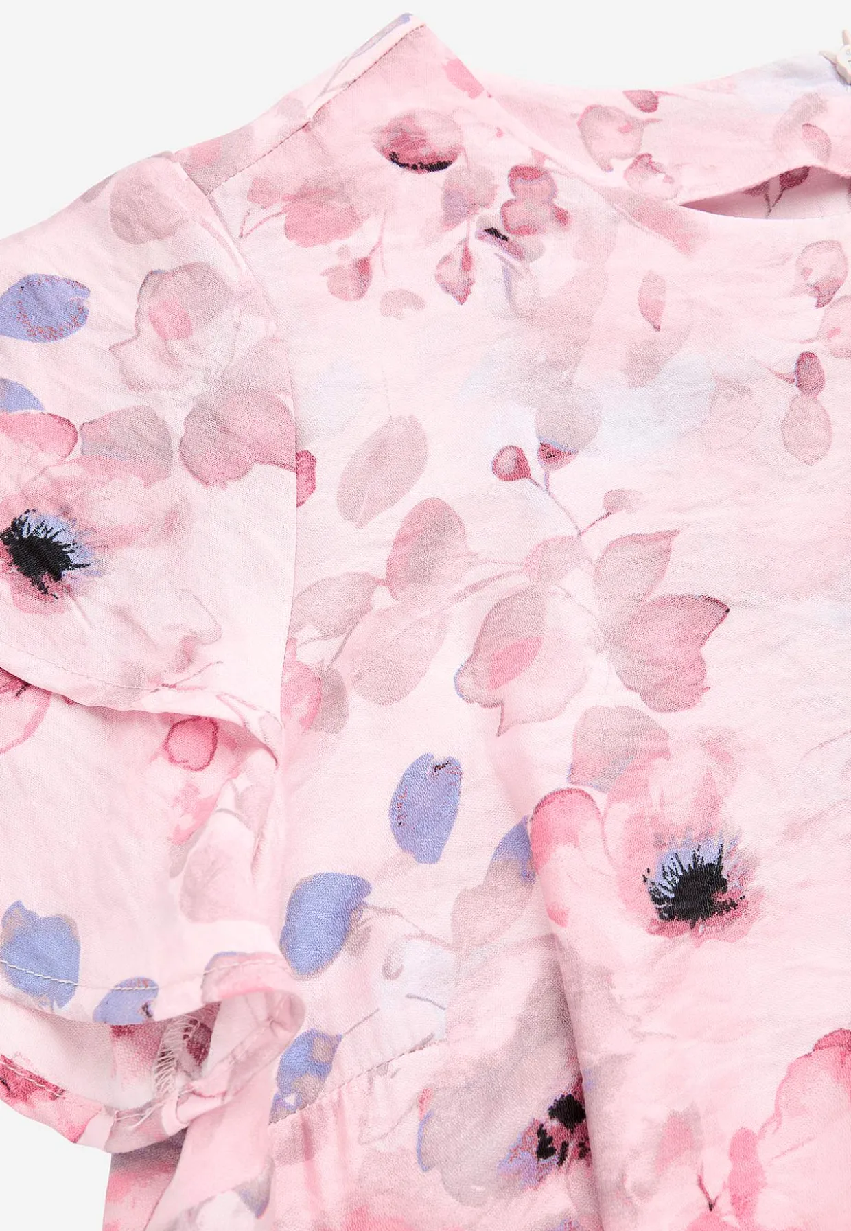 Flæsekjole med sommerfugleærmer