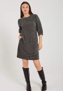 Jacquardvævet kjole med lommer