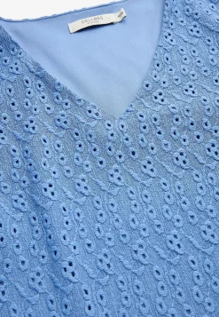 Jerseykjole med broderet hulmønster | Cellbes