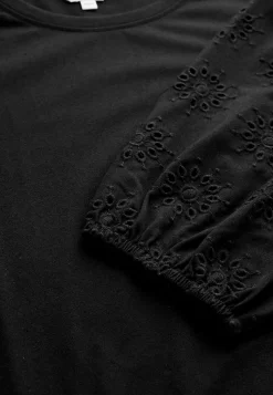 Jerseytunika med broderede ærmer | Cellbes