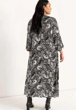 Kjole i viskose med et blomstermønster | Cellbes