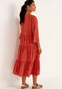 Kjole med volanter | Cellbes