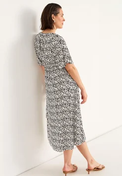 Kreppet kjole | Cellbes