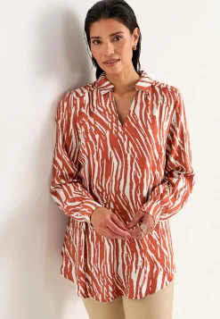 Langærmet, vævet tunika