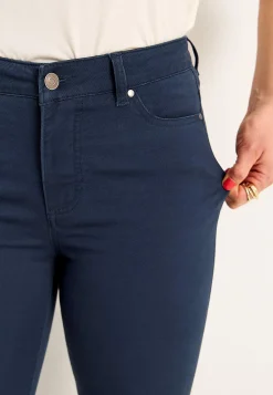 Lidt slankeree ankeljeans