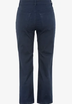 Lidt slankeree ankeljeans