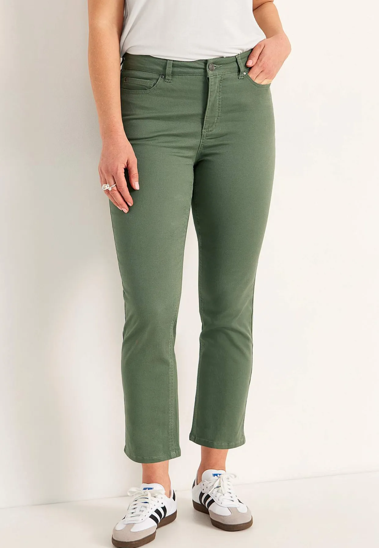 Lidt slankeree ankeljeans