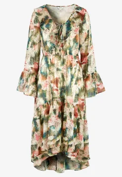 Mønstret chiffon kjole