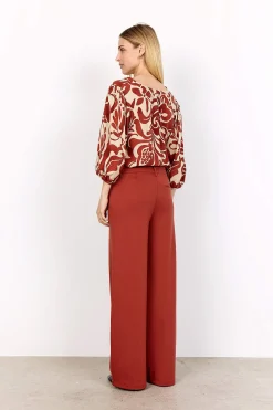 Mønstret viskosebluse