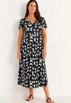 Mønstret viskosekjole