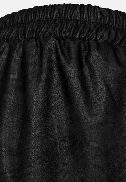 Nederdel i PU med lommer