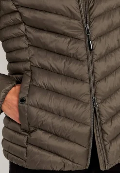 Praktisk, stilfuld letvægtsjakke