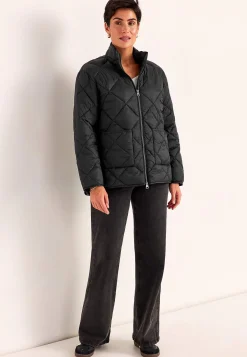 Quiltet letvægtsjakke | Cellbes