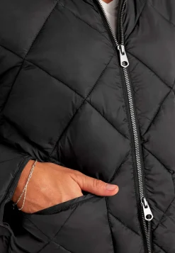 Quiltet letvægtsjakke | Cellbes