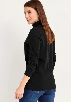 Ribbet turtleneck trøje i økologisk bomuld