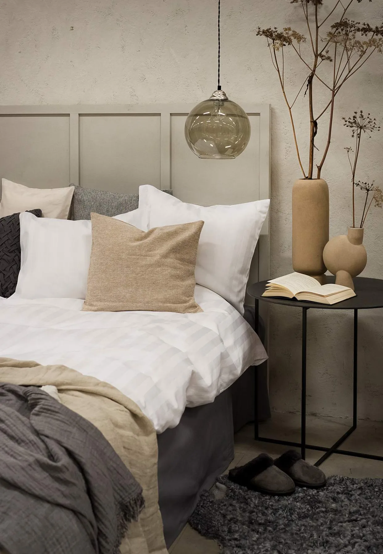 Sengesæt i satin 150x210 cm