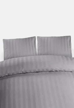 Sengesæt i satin 220x210 cm