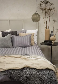 Sengesæt i satin 220x210 cm