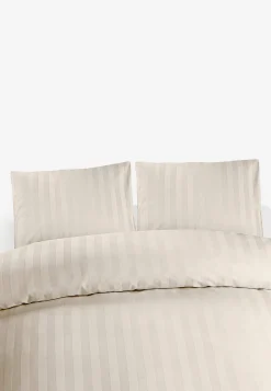 Sengesæt i satin 220x210 cm