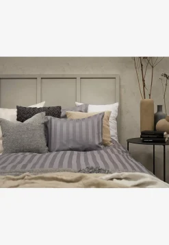 Sengesæt i satin 150x210 cm