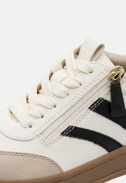 Sneakers med lynlås