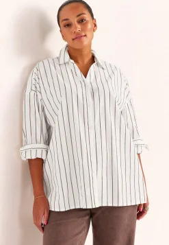Stribet lang skjorte